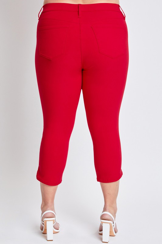 Hyperstretch Pull-On Capri W/Side Slit