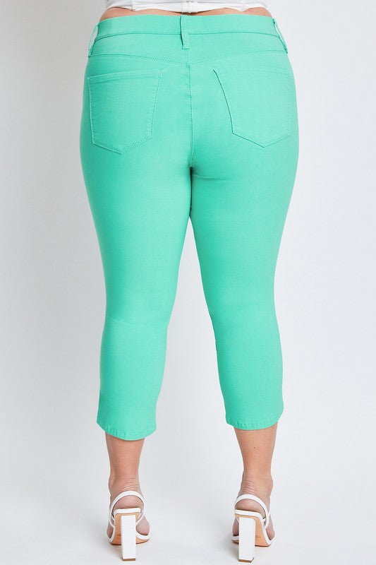 Hyperstretch Pull-On Capri W/Side Slit