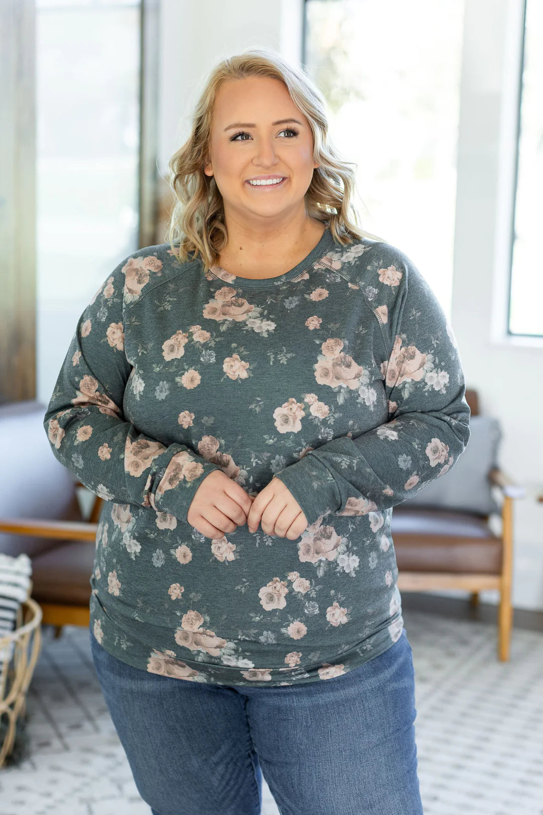 Kayla Floral Crew Neck