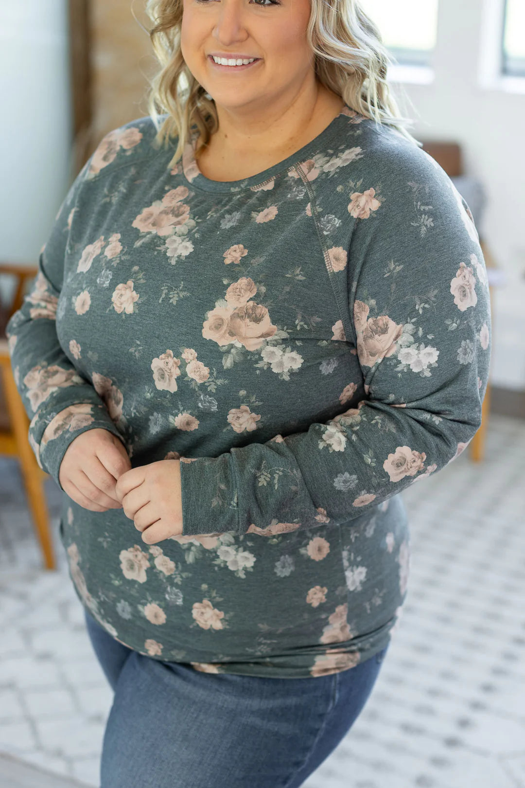 Kayla Floral Crew Neck