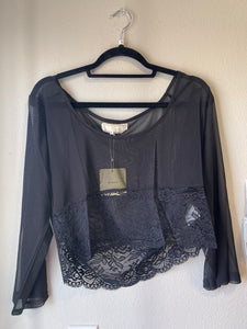 Cropped Lace Long Sleeve UnderShirt